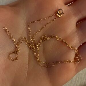 10k yellow gold chain necklace - Singapore style, 18 inch